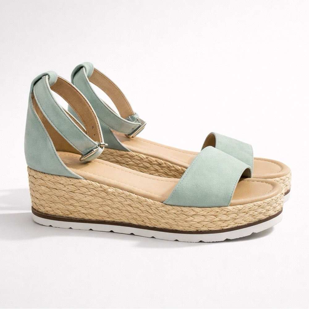NWOT Dolce Vita Baker Platform Wedge Espadrille in Soft Mint - Size 8
